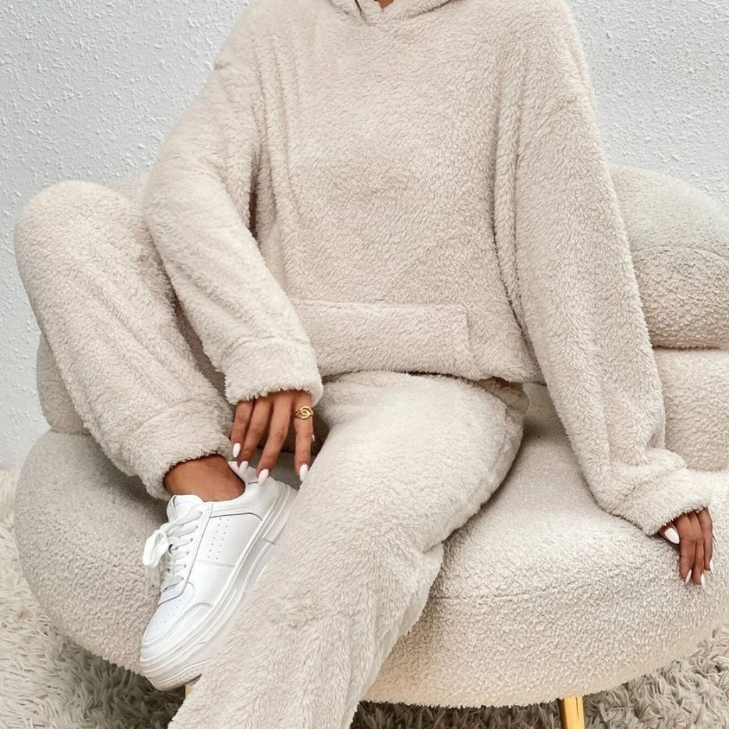 Friselia | Conjunto de invierno cómodo con capucha para mujer