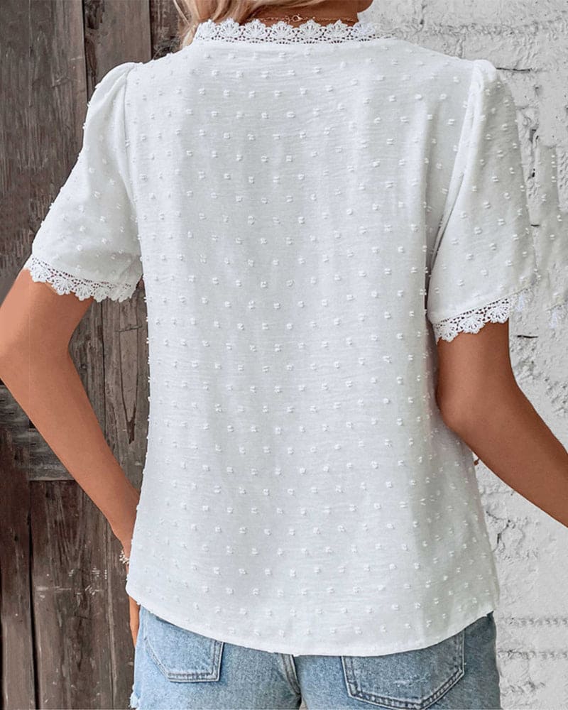 Selestina | Blusa para mujer con encaje y escote en V | Elegante
