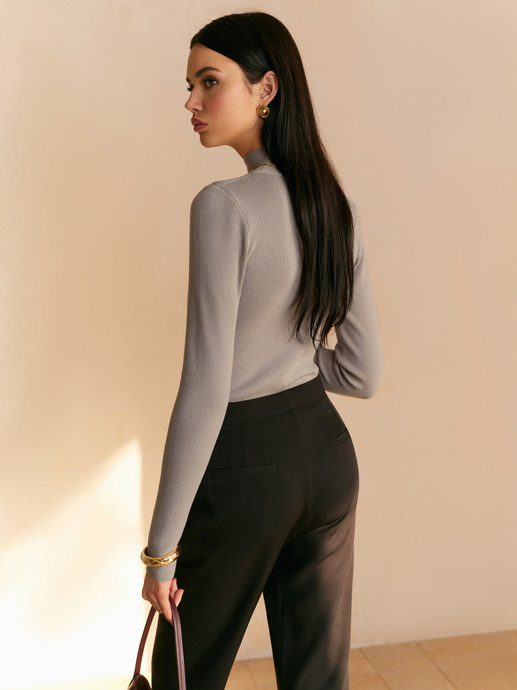 Froila | Top de primavera para mujer con cuello alto y diseño cómodo
