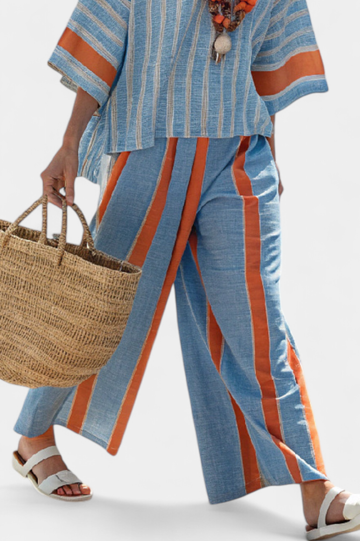 Meresa | Sofisticado top a rayas en color terracota y pantalones de lino