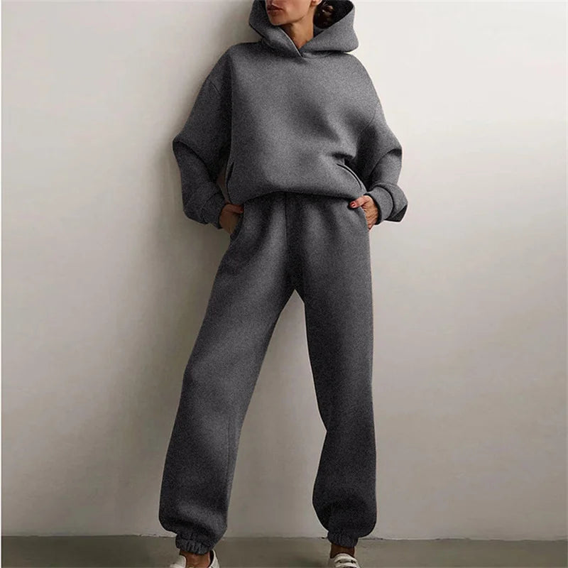 Nieva | Conjunto de chándal oversize de invierno con capucha para mujer