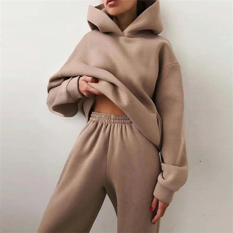 Nieva | Conjunto de chándal oversize de invierno con capucha para mujer