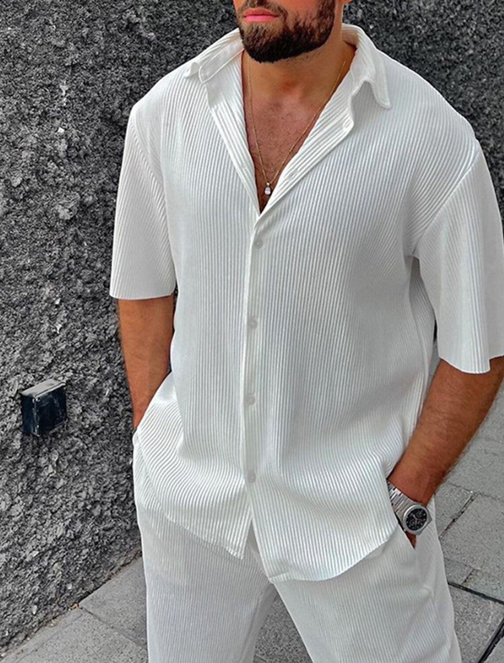 Rufino | Conjunto de verano para hombre con camisa texturizada y pantalón cómodo | Fresco